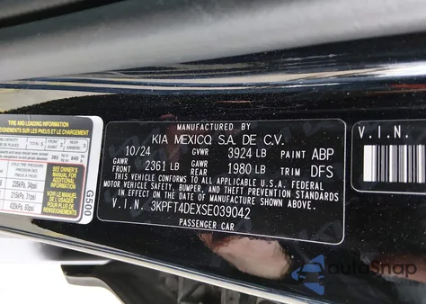 2025 Kia K4 Lxs z USA, uszkodzony, nr VIN 3KPFT4DEXSE039042